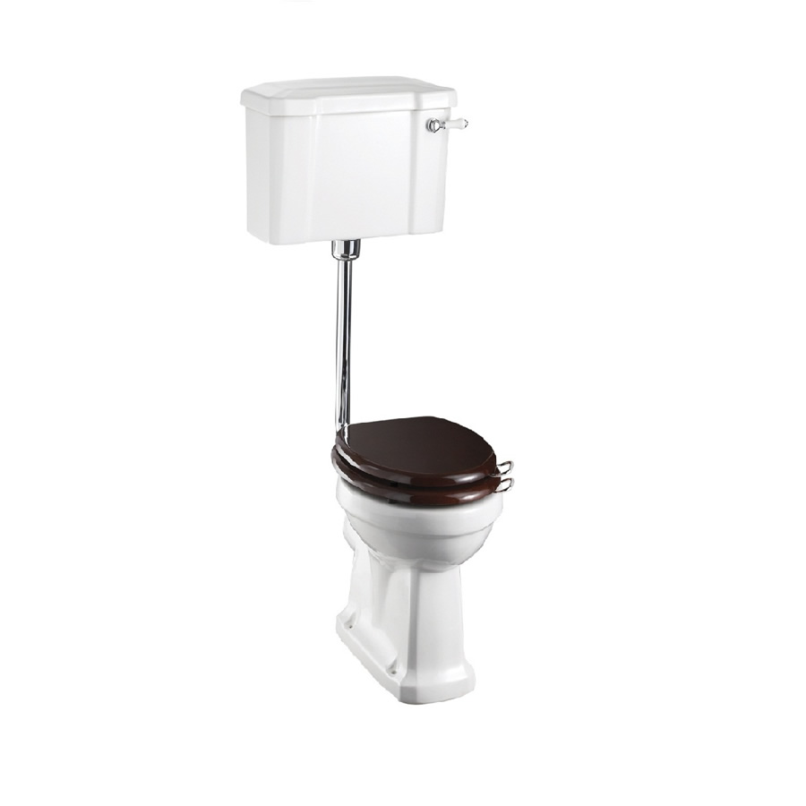 Standard low level WC with 520 lever cistern